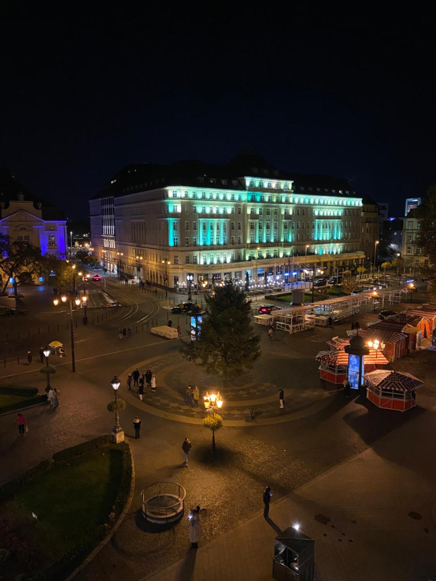 Modern Apartment In Historic City Center Old Town Братислава Экстерьер фото
